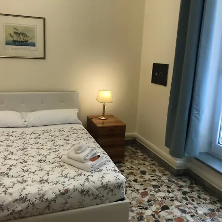 Nunziata * Gênes